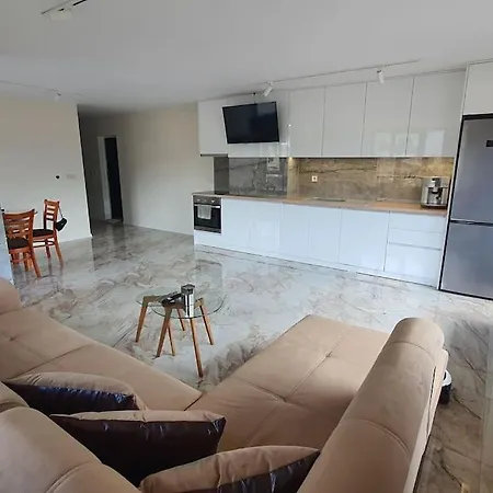 Panorama View גוצה דלצ'ב